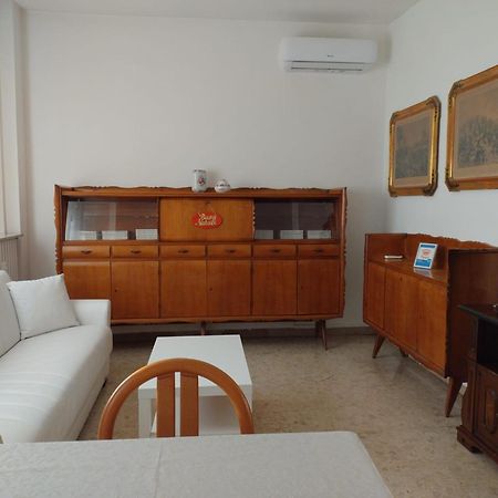 La Terrazza Su Monza Casa Vacanze Luaran gambar