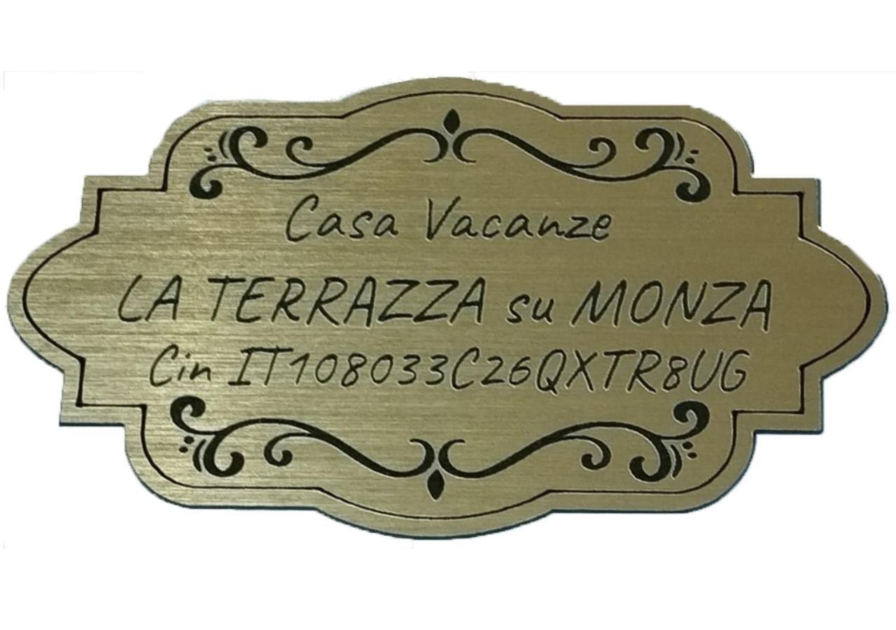 La Terrazza Su Monza Casa Vacanze Luaran gambar